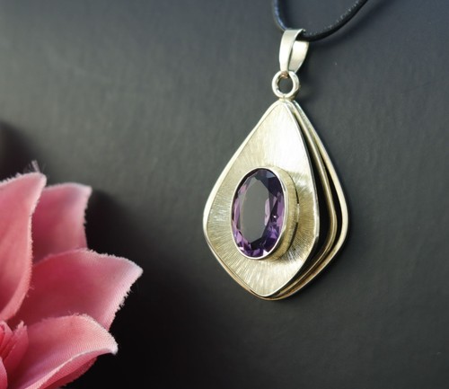 Amethyst anhänger 333er - in,