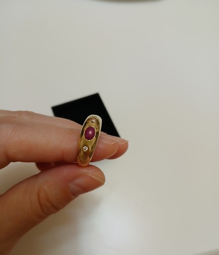 Brillant rubin ring 333 - rubin, gold